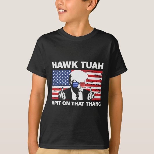 Tuah Spit auf dieser Thang Trump 2024 US-Flagge Am T-Shirt (Vorderseite)