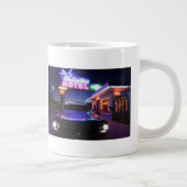 Tucumcari, New Mexico, Vereinigte Staaten. Route 6 Jumbo-Tasse (Rechts)