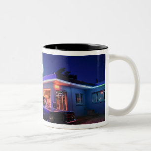 Tucumcari, New Mexico, Vereinigte Staaten. Route 6 Zweifarbige Tasse