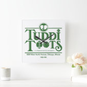 Tuddi Toots Bar and Restaurant, Chicago, IL Quadratische Wanduhr (Zuhause)