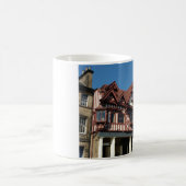 Tudor oak frame Gebäude, Edinburgh, Schottland Kaffeetasse (Mittel)