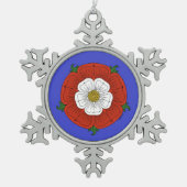 Tudor Rose Schneeflocken Zinn-Ornament (Vorderseite)