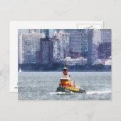 Tugboat von Manhattan Skyline Postkarte (Vorne/Hinten)