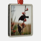 Tui-Vögel auf Neuseeländischem Flachs Ornament Aus Metall (Rechts)