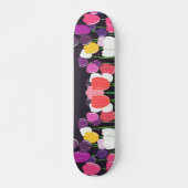 Tulip Bloom Skateboard Deck (Vorne)