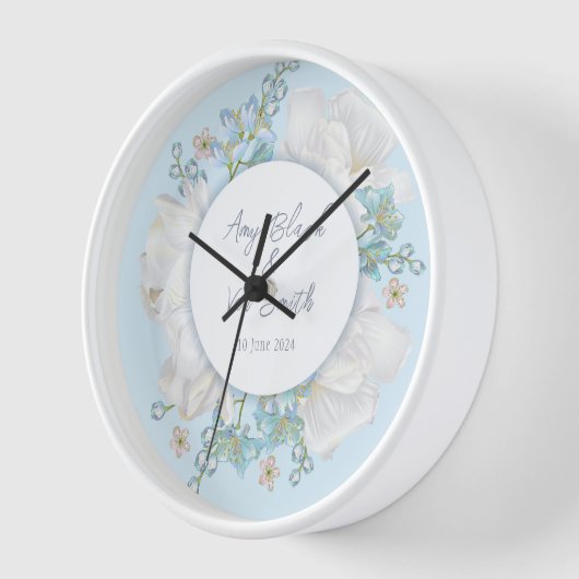 Tulip Blue Floral Wedding Uhr (Winkel)