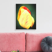 Tulip Blume Petals mit Raindropfen Nah Leinwanddruck (Insitu (Wohnzimmer))