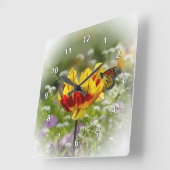Tulip Blume und Monarch Butterfly Quadratische Wanduhr (Winkel)