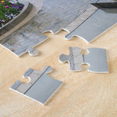 Tulip Patch und Bänke im Regen Puzzle (Seite)