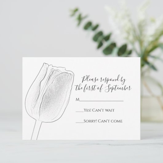 Tulip Sketch Wedding RSVP Response Card Karte (Stehend Vorderseite)
