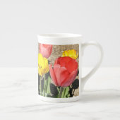 Tulip Teacup von RoseWrites Porzellantasse (Rechts)