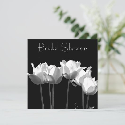 Tulips, B&W Bridal Dusche Einladungen (Stehend Vorderseite)