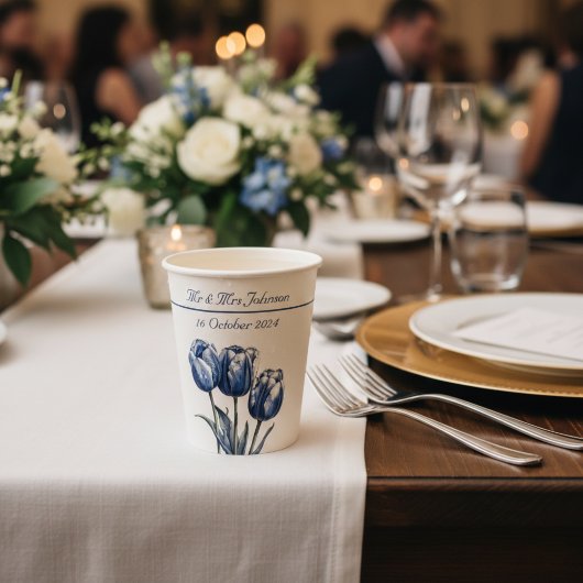 Tulips in Delft Blue benutzerdefinierbar Pappbecher