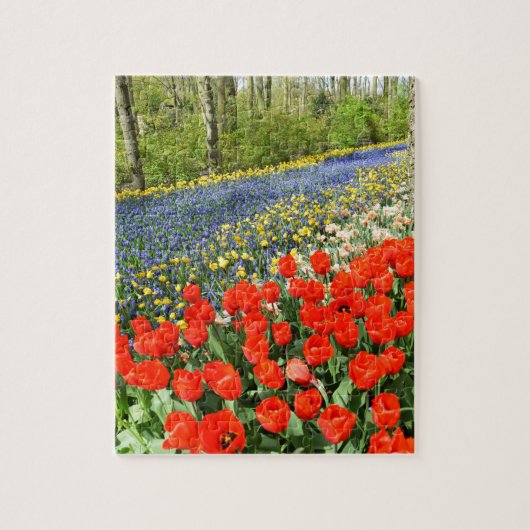 Tulips in Wäldern Puzzle (Vertikal)
