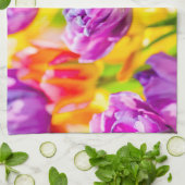 Tulips verzaubern Dunkelrosa Geschirrtuch (Gefaltet)