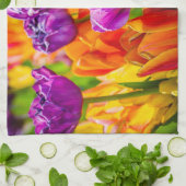 Tulips Verzauberung 12a Handtuch (Gefaltet)