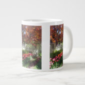 Tulips von Dappled Fence Jumbo-Tasse (Vorderseite Rechts)