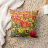 Tulpen, helles und buntes Gelbes und Rot Kissen (Decke)