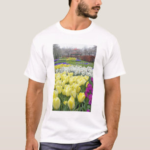 Tulpen, Narzissen und Traubenhyazinthenblüten, T-Shirt