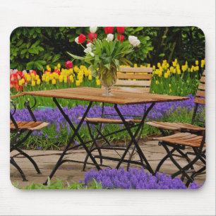 Tulpen vom Tisch im Garten, Keukenhof-Gärten, Mousepad