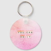 Tun Sie es mit einem rosa Schlüsselanhänger. Schlüsselanhänger (Vorderseite)