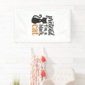 Tun wir so, als wäre ich ein schwarzes Halloween-K Banner (Insitu)