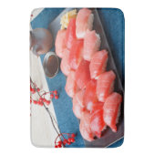 Tuna Celebration Bath Mat – SUSHIMI Collection Badematte (Vorderseite Vertikal)