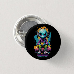 Tuned in Zoned out Coffee On Niedliche Alien Art Button