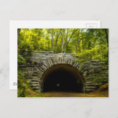 Tunnelstraße nach Nirgendwo bryson Stadt Natursee  Postkarte (Vorne/Hinten)