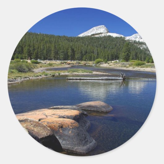 Tuolumne Meadows Yosemite Streams Runder Aufkleber (Vorderseite)
