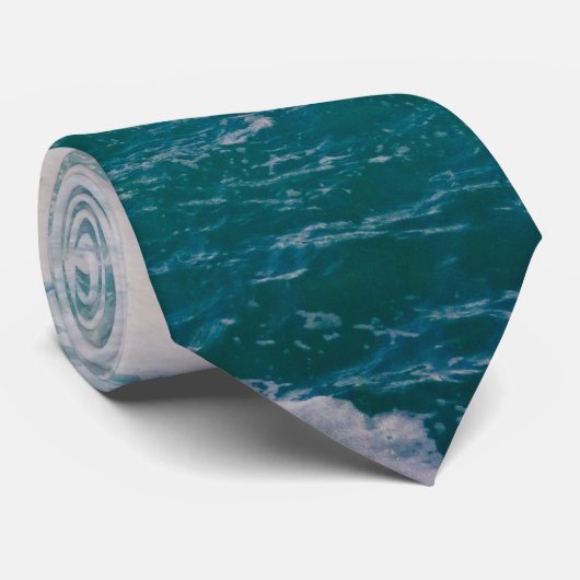 Turbulente blaue Gewässer Krawatte (Gerollt)