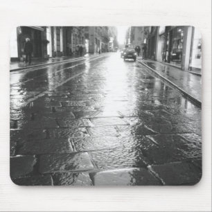 Turin Italien, nasse Straße Abend Mousepad
