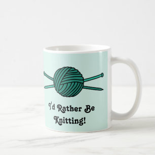 Türkis-Ball des Garns u. der Stricknadeln Kaffeetasse