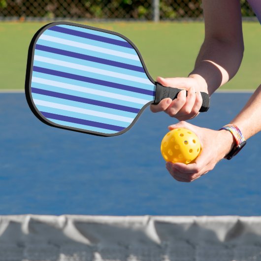 Türkis, blau und weiß gestreift pickleball schläger (InSitu)
