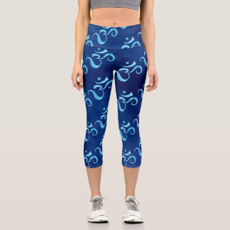 Türkis funkeln Om verstreut Blaue Tie Dye Capri Leggings