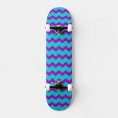 Türkis Lila Zickzack Skateboard (Vorderseite)