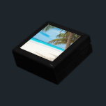 Türkis-tropischer Strand Geschenkbox<br><div class="desc">Der ruhige und friedliche Strand mit weißem Sand. Das Wasser ist ruhig und türkisblau,  und es gibt einige Palmen zum Schatten. Die ideale Lage für Erholung und Entspannung.</div>