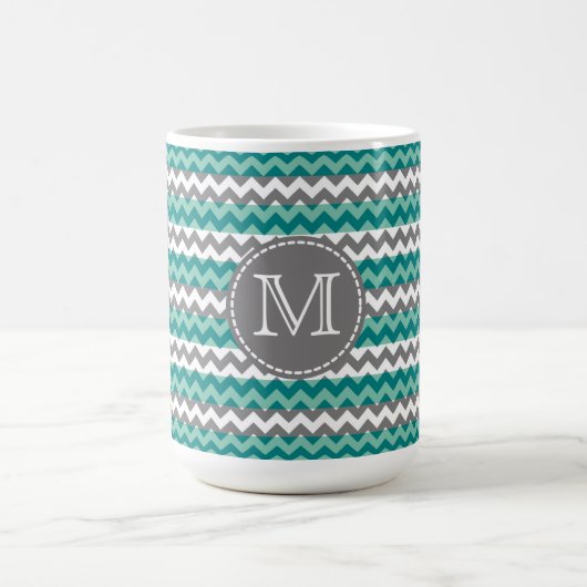Türkis und Zickzack Zigzag Monogramm Kaffeetasse (Mittel)