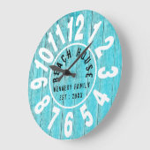 Türkis Wood Beach House Black Big Numbers Große Wanduhr (Winkel)