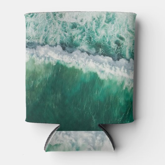 Türkisblaue Luftwelle: Drohnenschuss Dosenkühler (Vorderseite)