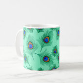 Türkisblaue Pfauenfedern auf dem Wasser Kaffeetasse (Vorderseite Links)