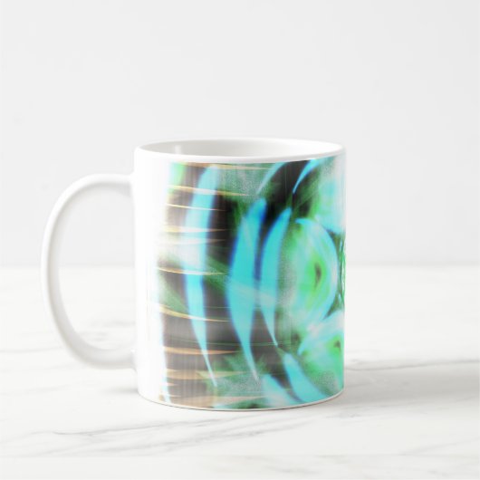 Türkisblaues Rad auf schwarzem Abstrakt Kaffeetasse (Links)