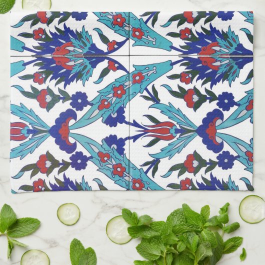 Türkisches Iznik-Blumenmuster Geschirrtuch (Gefaltet)