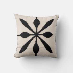 Türkisches Vergnügen: Schwarz-Weiß Kilim Kissen