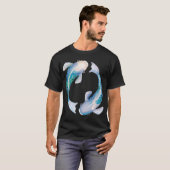 Türkiser Zen Koi Fisch T-Shirt (Vorne ganz)