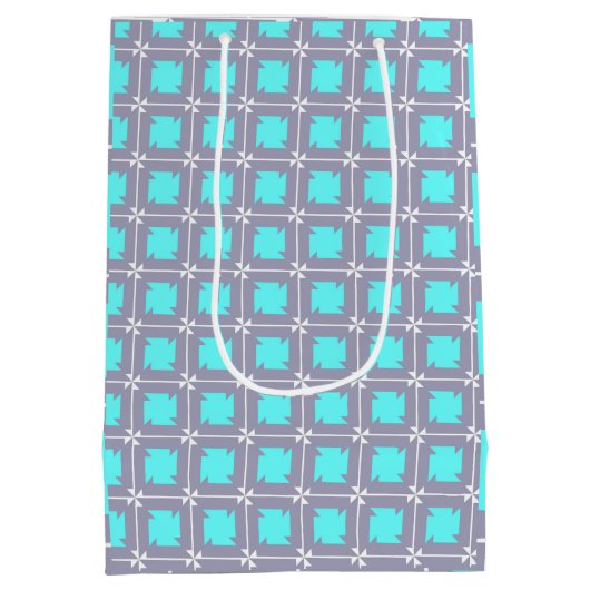 Türkisfarben und graues geometrisches Muster Mittlere Geschenktüte (Rückseite)