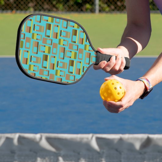 Türkisfarbene Rechtecke Pickleball Schläger (InSitu)