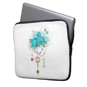 Türkisfarbene Rose mit Tasten Laptopschutzhülle (Vorderseite Links)