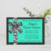 Türkisfarbener Glitzer mit Zebra Print Bow Einladung (Stehend Vorderseite)