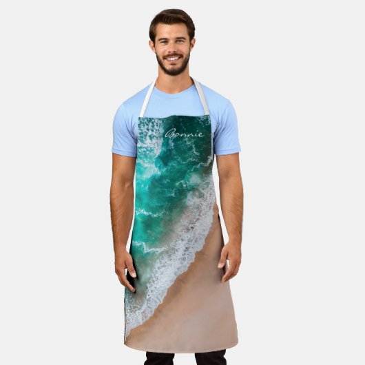 Türkisfarbenes Wasser und tropischer Sommer am Str Schürze (Getragen)